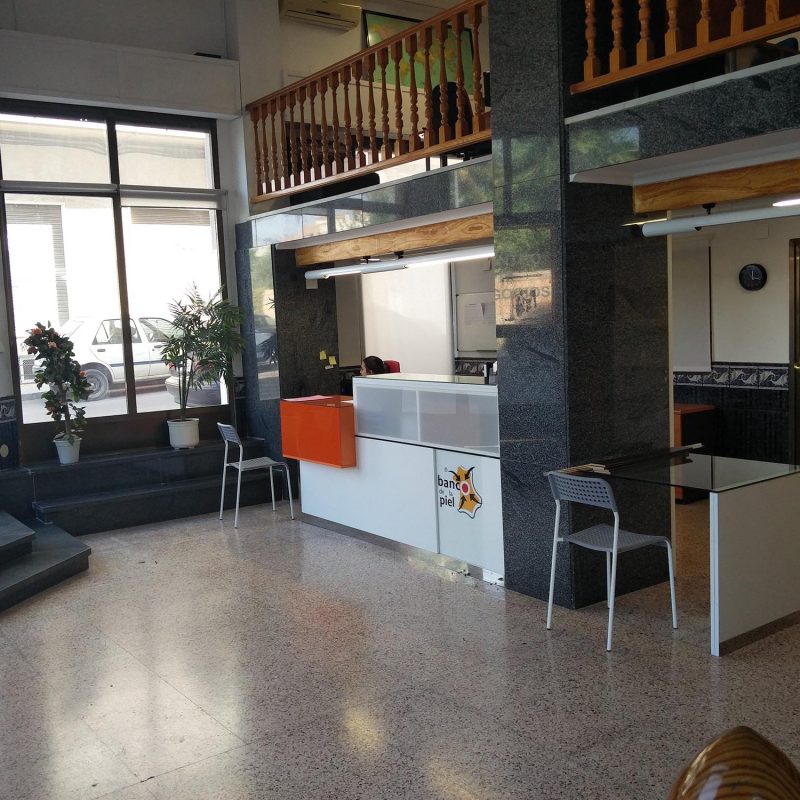 Entrada Centro de Negocios